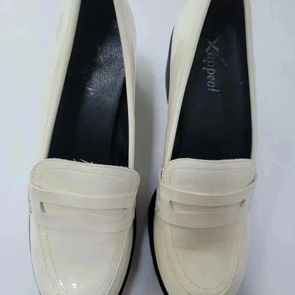 SODA Women's Faux Leather Penny Loafer Lug Heel Slip On Size 10 NWOT - Picture 4 of 4